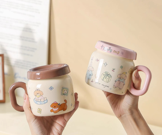 Cute Cartoon Ceramic Coffee Mug with Lid – Gift & Souvenir Cup