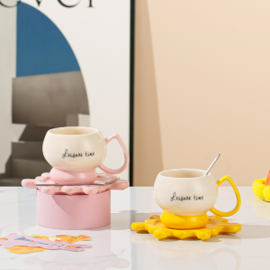 Two-Tone Ceramic Coffee Mug – Creative Macaron Color Mug