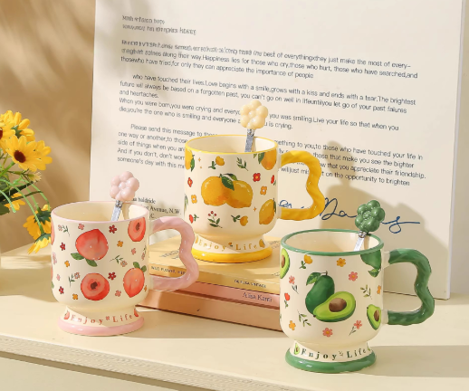 Cute Peach Ceramic Coffee Mug with Lid – Office & Home Coffee Cup