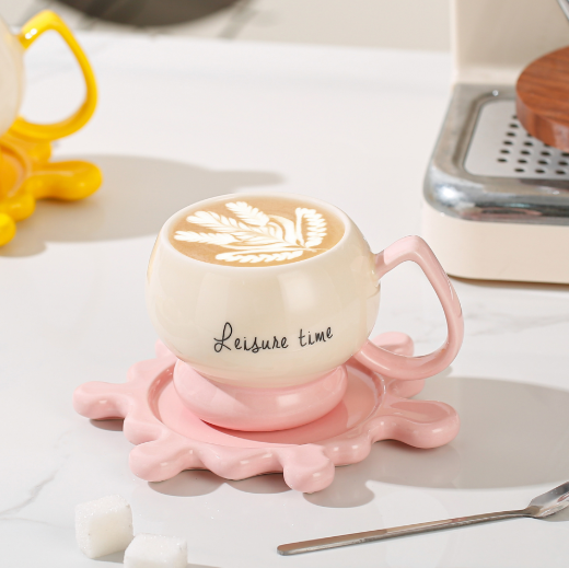 Two-Tone Ceramic Coffee Mug – Creative Macaron Color Mug